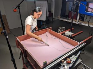 Applying Erosion In Crestal Portions Of Thrust Bound Folds . An Experiment Simulating Salt Tectonics In The Southern Pyrenees.